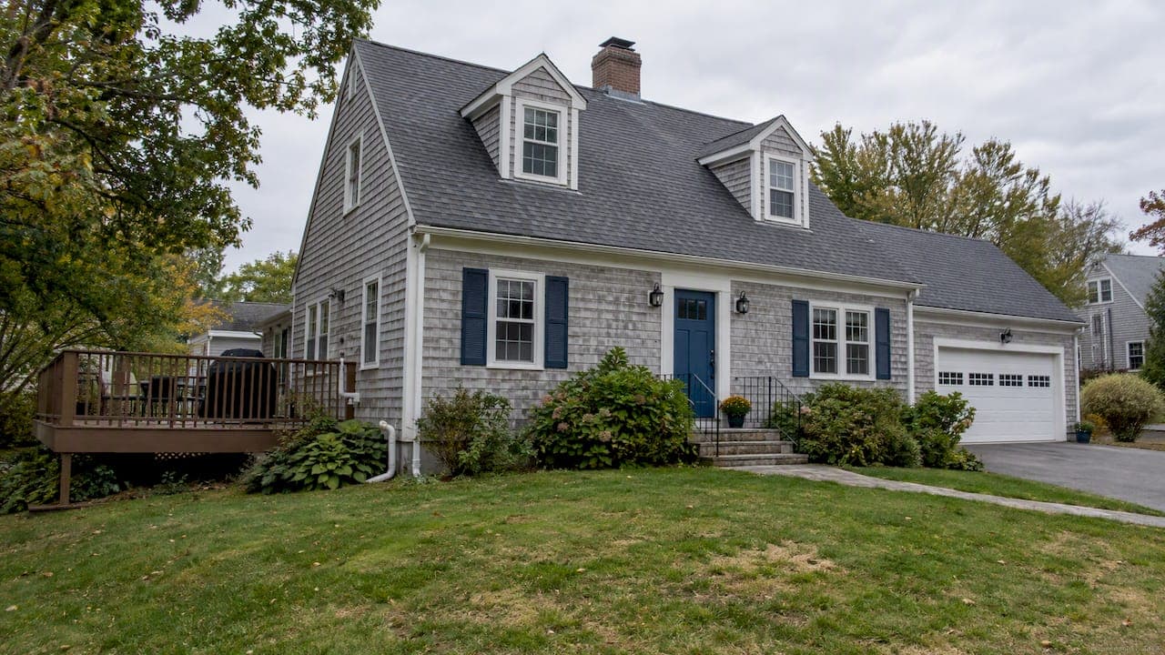 Dwelling Coverage Limits: How Much You Need and How to Set It